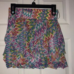 Rue21 Casual flirty colorful skirt.